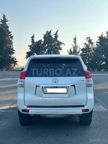 Toyota Land Cruiser Prado 2009, 165,000 km - 2.7 l - Qax