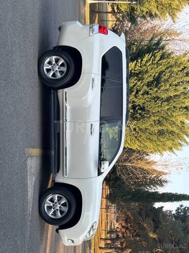 Toyota Land Cruiser Prado 2009, 165,000 km - 2.7 l - Qax