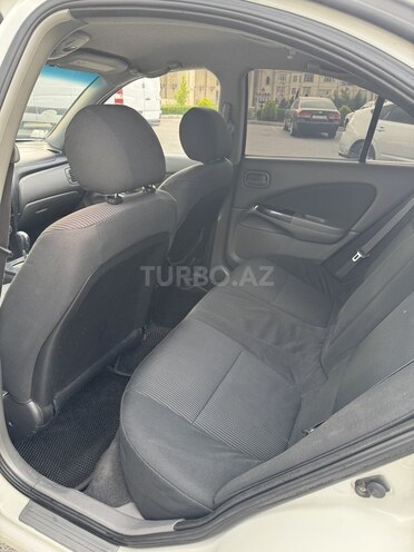 Nissan Sunny 2010, 325,000 km - 1.6 l - Bakı
