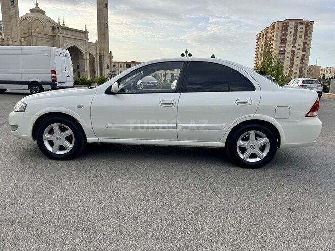 Nissan Sunny 2010, 325,000 km - 1.6 l - Bakı