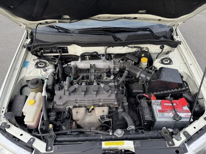 Nissan Sunny 2010, 325,000 km - 1.6 l - Bakı