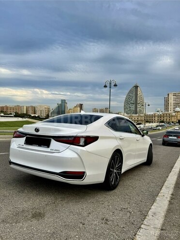 Lexus ES 250-6