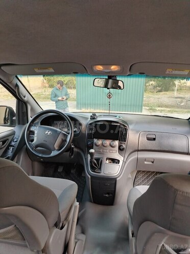 Hyundai H-1 2010, 402,000 km - 2.5 л - Göyçay
