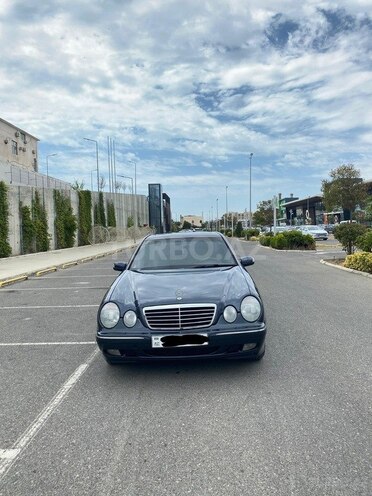Mercedes E 220 d 2000, 300,000 km - 2.2 l - Bakı