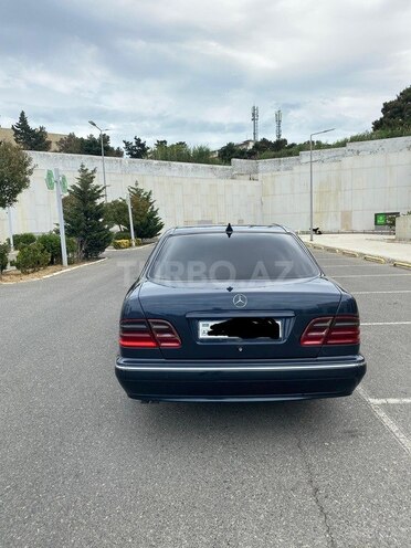 Mercedes E 220 d 2000, 300,000 km - 2.2 l - Bakı