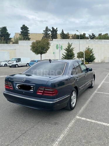 Mercedes E 220 d 2000, 300,000 km - 2.2 l - Bakı