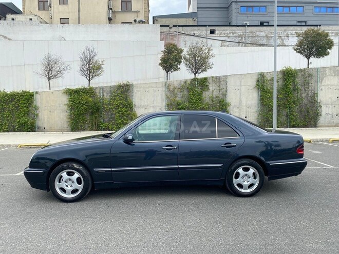Mercedes E 220 d 2000, 300,000 km - 2.2 l - Bakı