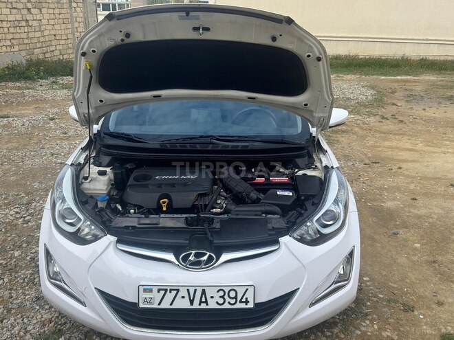 Hyundai Avante 2015, 170,000 km - 1.6 л - Bakı