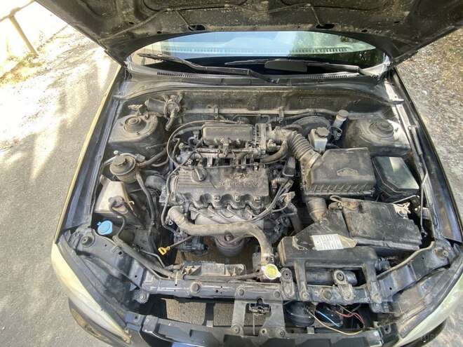 Hyundai Accent 2005, 424,000 km - 1.5 l - Qazax