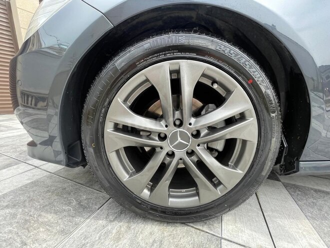 Mercedes E 220 d 2012, 256,000 km - 2.2 l - Bakı