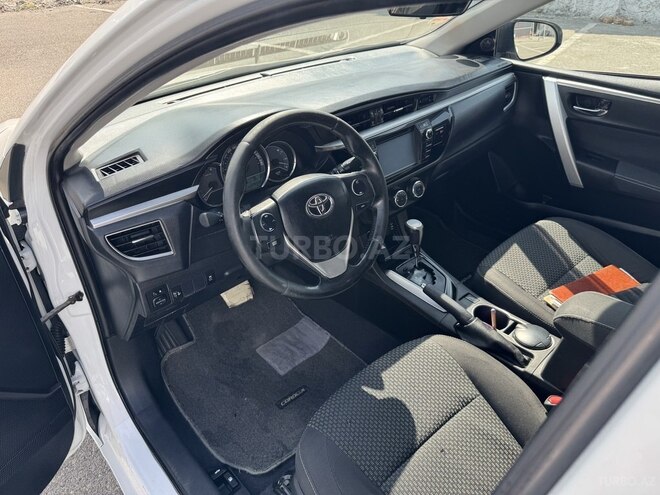 Toyota Corolla 2014, 228,341 km - 1.6 l - Göyçay