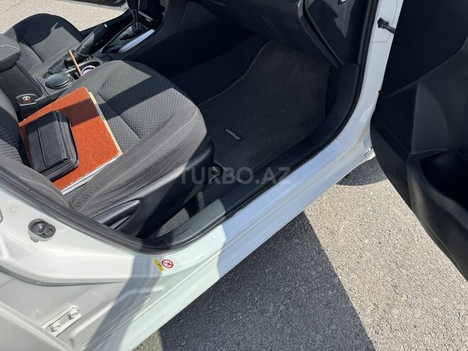 Toyota Corolla 2014, 228,341 km - 1.6 l - Göyçay