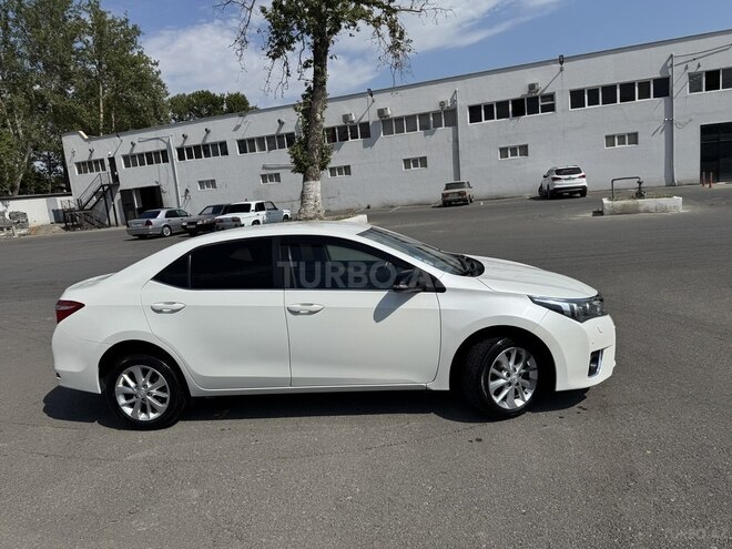 Toyota Corolla 2014, 228,341 km - 1.6 l - Göyçay