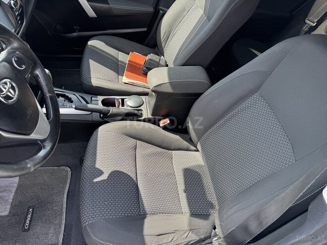 Toyota Corolla 2014, 228,341 km - 1.6 l - Göyçay