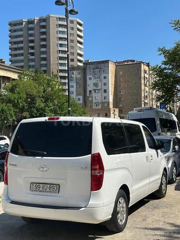 Hyundai H-1 2014, 240,000 km - 2.5 l - Bakı