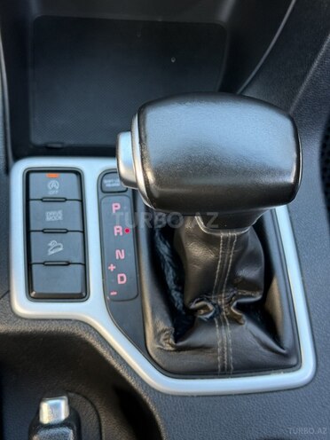 Kia Sportage-12