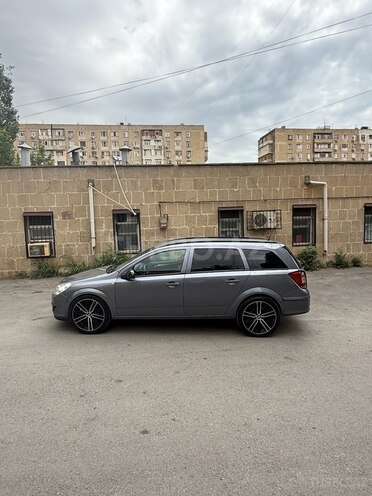 Opel Astra 2006, 352,000 km - 1.3 l - Bakı