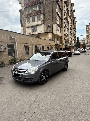 Opel Astra 2006, 352,000 km - 1.3 l - Bakı