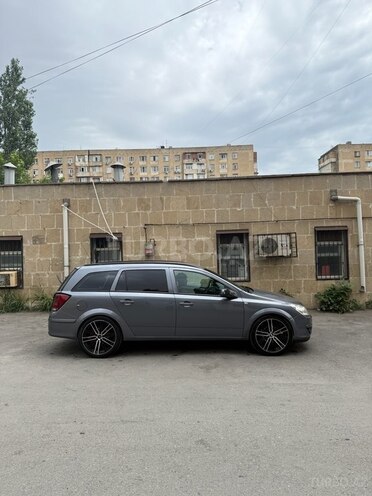 Opel Astra 2006, 352,000 km - 1.3 l - Bakı