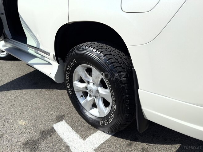Toyota Land Cruiser Prado 2010, 199,000 km - 2.7 l - Bakı