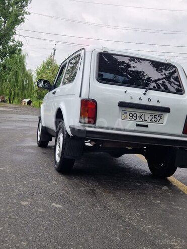 LADA (VAZ) Niva 2015, 92,000 km - 1.7 l - Zaqatala
