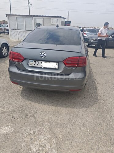 Volkswagen Jetta-4