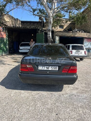 Mercedes E 250 1997, 458,096 km - 2.5 l - Bakı