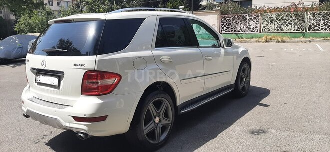 Mercedes ML 350 4MATIC 2010, 191,809 km - 3.5 l - Bakı