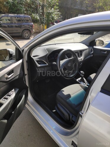 Hyundai Accent 2020, 50,800 km - 1.6 l - Bakı
