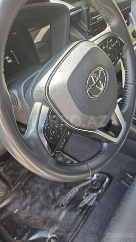 Toyota Camry 2024, 27,000 km - 1.8 l - Babək