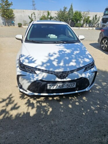 Toyota Camry 2024, 27,000 km - 1.8 l - Babək