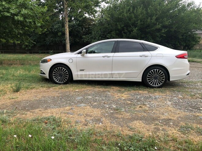 Ford Fusion (North America) 2018, 167,600 km - 2.0 l - Bakı