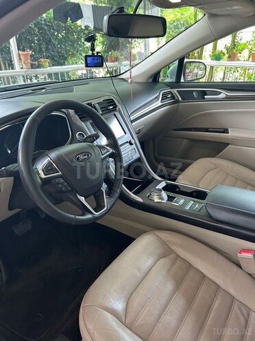 Ford Fusion (North America) 2018, 167,600 km - 2.0 l - Bakı