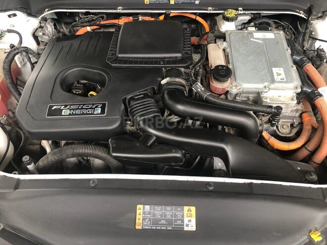Ford Fusion (North America) 2018, 167,600 km - 2.0 l - Bakı