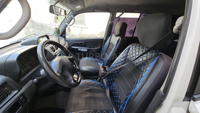 Mitsubishi Pajero io 2000, 300,000 km - 1.8 l - Gəncə