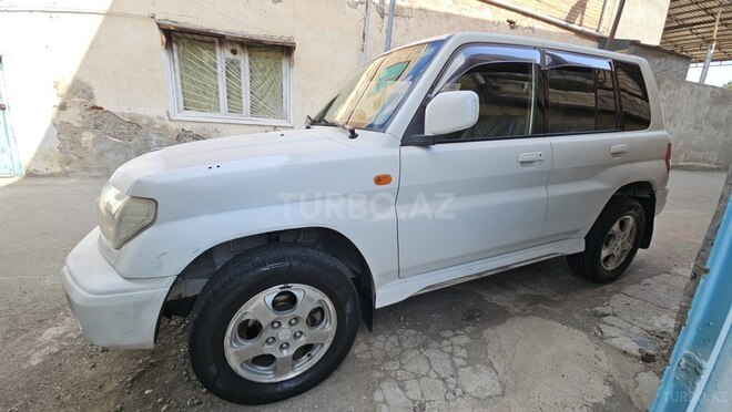 Mitsubishi Pajero io 2000, 300,000 km - 1.8 l - Gəncə