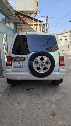 Mitsubishi Pajero io 2000, 300,000 km - 1.8 l - Gəncə