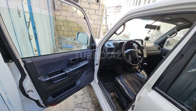 Mitsubishi Pajero io 2000, 300,000 km - 1.8 l - Gəncə