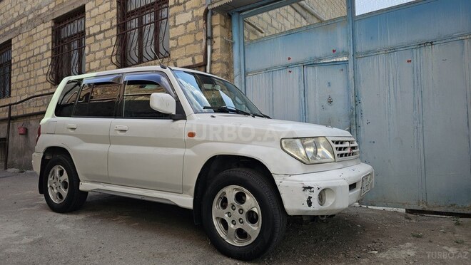 Mitsubishi Pajero io 2000, 300,000 km - 1.8 l - Gəncə