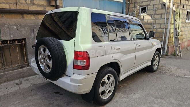 Mitsubishi Pajero io 2000, 300,000 km - 1.8 l - Gəncə