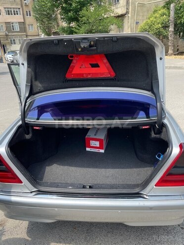 Mercedes C 180 1999, 353,000 km - 1.8 л - Bakı