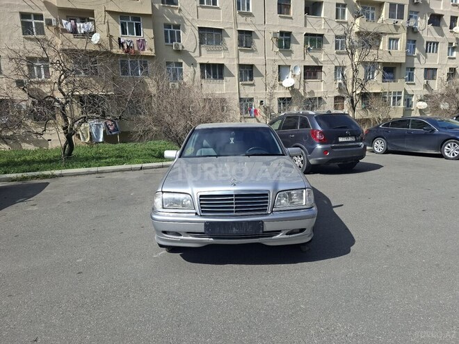 Mercedes C 180 1999, 353,000 km - 1.8 л - Bakı