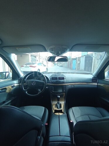 Mercedes E 220 2006, 265,000 km - 2.2 l - Bakı