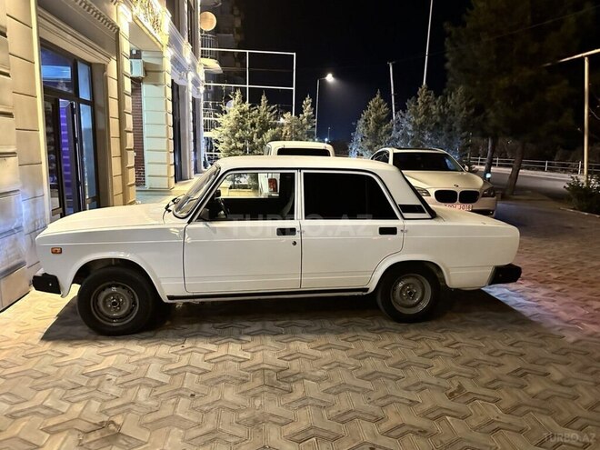 LADA (VAZ) 2107 2004, 39,000 km - 1.6 л - Şirvan