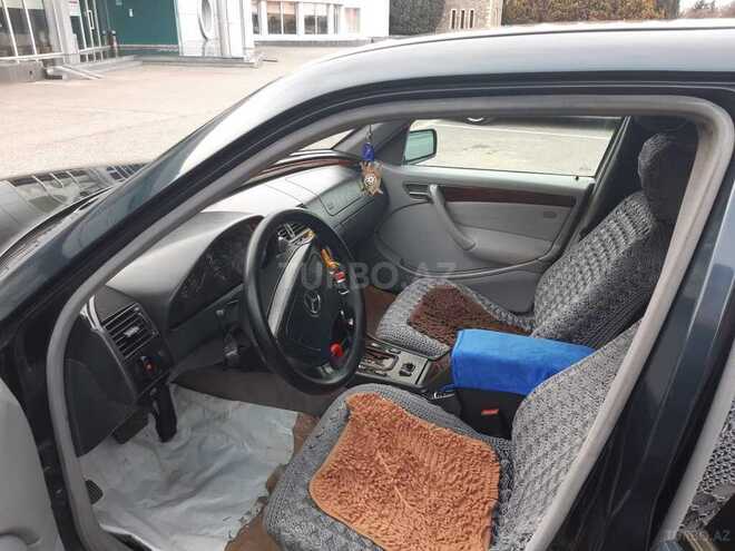 Mercedes C 180 1999, 253,641 km - 1.8 l - Qazax