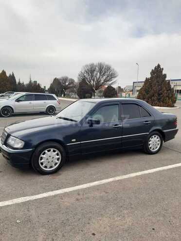 Mercedes C 180 1999, 253,641 km - 1.8 l - Qazax