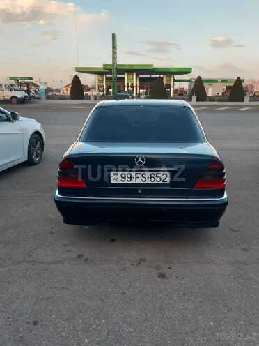 Mercedes C 180 1999, 253,641 km - 1.8 l - Qazax