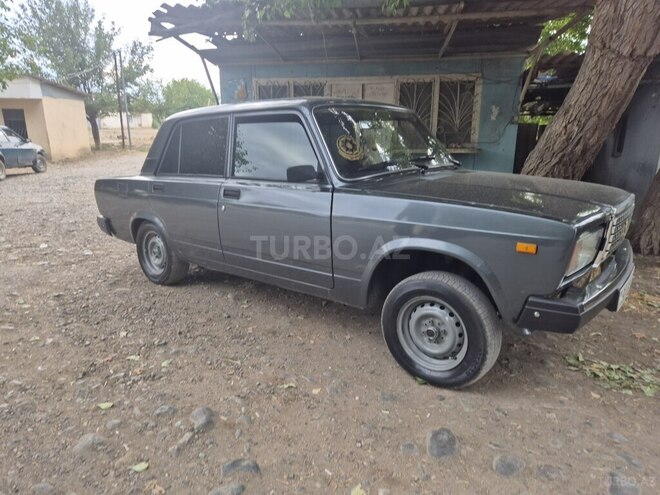 LADA (VAZ) 2107-13