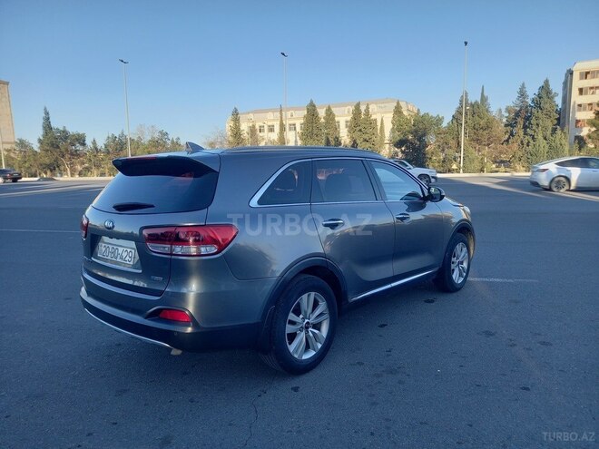 Kia Sorento-6