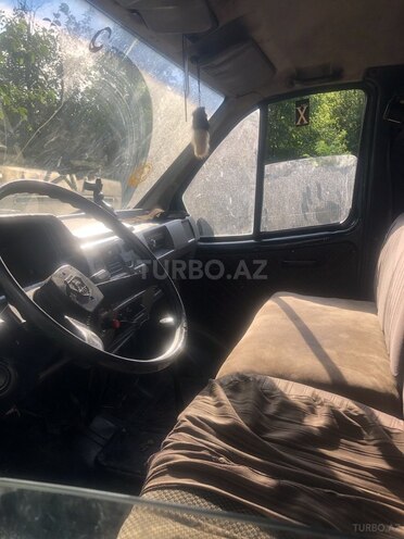 GAZ 2705 1998, 380,000 km - 2.4 l - Quba